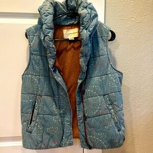 Vintage look Pilcro small vest with buttons and zipper